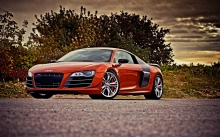  Audi R8 -  